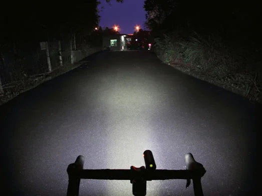 CR 1000 FRONT LIGHT - Ravemen - Cobbled Climbs